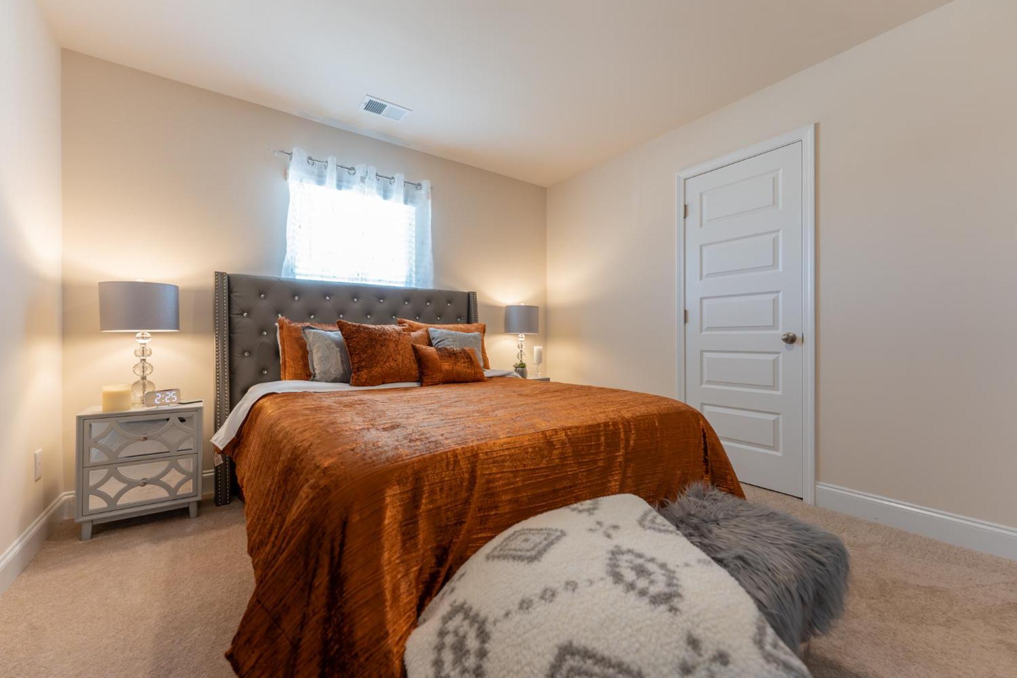 Luxury Bedroom With Private Bath Hampton Bagian luar foto